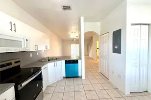 5670 NW 116th Ave, Doral, FL 33178 - Photo 11