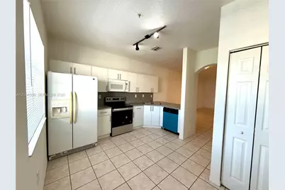 5670 NW 116th Ave #205, Doral, FL 33178 - Photo 13