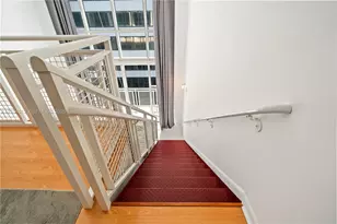 253 NE 2nd St, Miami, FL 33132 - Photo 19