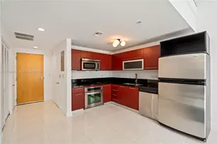 253 NE 2nd St, Miami, FL 33132 - Photo 7