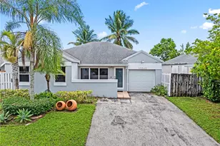 10340 SW 208th Ln, Cutler Bay, FL 33189 - Photo 1