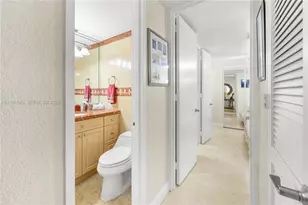 5055 Collins Ave, Miami Beach, FL 33140 - Photo 15