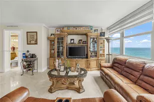 5055 Collins Ave, Miami Beach, FL 33140 - Photo 9