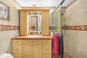 5055 Collins Ave, Miami Beach, FL 33140 - Photo 19