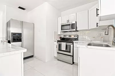2932 NW 58th St, Miami, FL 33142 - Photo 17