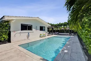 20930 NE 26th Ave, Miami, FL 33180 - Photo 43