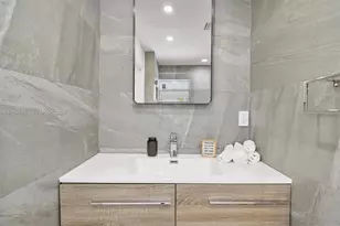 20930 NE 26th Ave, Miami, FL 33180 - Photo 27