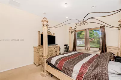 15203 SW 52nd St, Miramar, FL 33027 - Photo 19