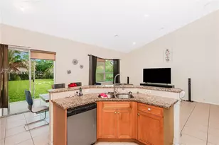 15203 SW 52nd St, Miramar, FL 33027 - Photo 17