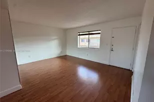 8401 SW 107th Ave, Miami, FL 33173 - Photo 5
