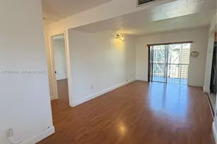 8401 SW 107th Ave, Miami, FL 33173 - Photo 3