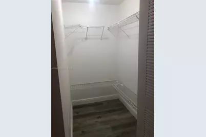 341 W Park Dr #106-15, Miami, FL 33172 - Photo 21