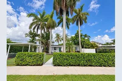 9755 SW 54th St, Miami, FL 33165 - Photo 3