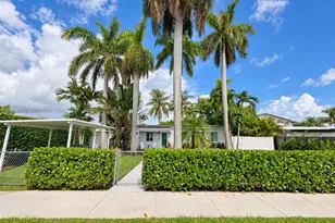 9755 SW 54th St, Miami, FL 33165 - Photo 3