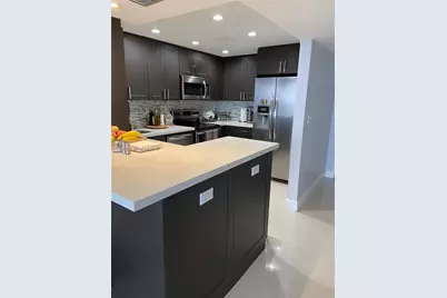 3701 N Country Club Dr #508, Aventura, FL 33180 - Photo 9