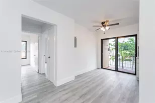 852 SW 1st St, Miami, FL 33130 - Photo 5