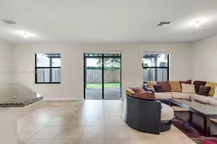 11460 NW 88th Ln, Doral, FL 33178 - Photo 9
