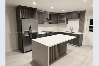 3954 NW 182nd Ln, Miami Gardens, FL 33055 - Photo 3