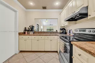 6633 N Parkway Dr, Margate, FL 33068 - Photo 7
