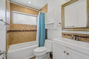 6802 NW 58th Ct, Tamarac, FL 33321 - Photo 17