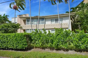 4800 Pine Tree Dr, Miami Beach, FL 33140 - Photo 25