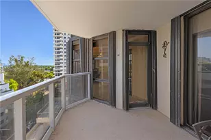 6423 Collins Ave, Miami Beach, FL 33141 - Photo 35