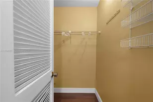 6423 Collins Ave, Miami Beach, FL 33141 - Photo 21