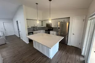 12411 SW 110th South Canal St Rd, Miami, FL 33186 - Photo 9