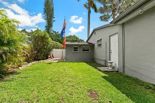 911 SW 51st Ave, Plantation, FL 33317 - Photo 27