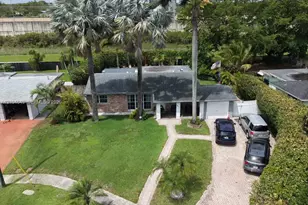 911 SW 51st Ave, Plantation, FL 33317 - Photo 3