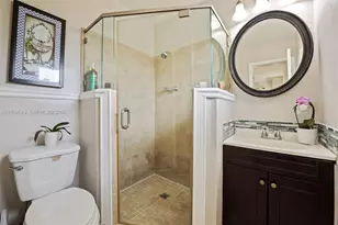 911 SW 51st Ave, Plantation, FL 33317 - Photo 17