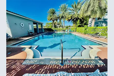 4764 NW 114th Ave #204, Doral, FL 33178 - Photo 3