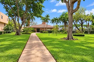 10625 SW 112th Ave, Miami, FL 33176 - Photo 9