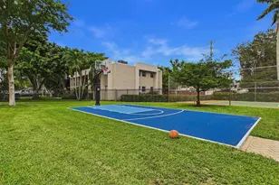 8507 Old Country Manor, Davie, FL 33328 - Photo 29