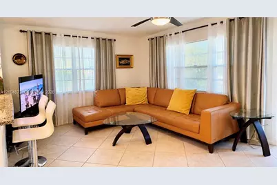 116 E Westbury E #116, Deerfield Beach, FL 33442 - Photo 3