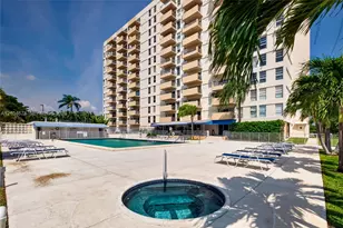 880 NE 69th St, Miami, FL 33138 - Photo 27