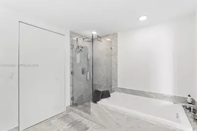 801 S Miami Ave #4405, Miami, FL 33130 - Photo 43