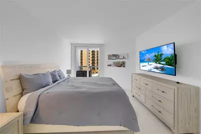 16425 Collins Ave #712, Sunny Isles Beach, FL 33160 - Photo 13