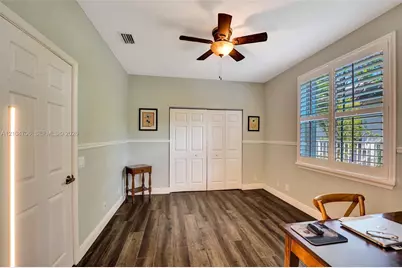 2390 Pheasant Ln, Weston, FL 33327 - Photo 27