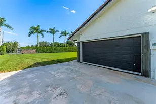 20500 SW 198th St, Miami, FL 33187 - Photo 43