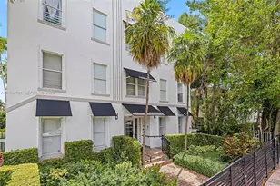 1521 Lenox Ave., Miami Beach, FL 33139 - Photo 13