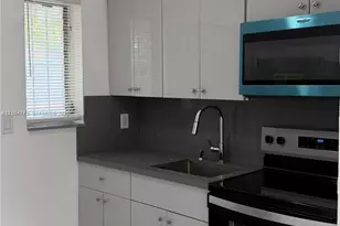 2162 NW 23rd Ave, Miami, FL 33142 - Photo 3
