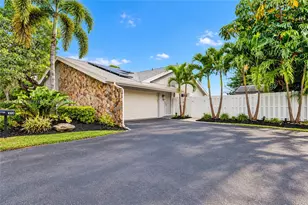 1020 Bayberry Point Dr, Plantation, FL 33324 - Photo 69