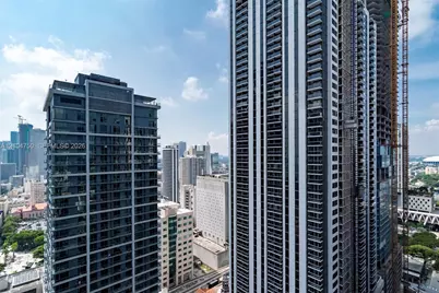 159 NE 6th St #2905, Miami, FL 33132 - Photo 3