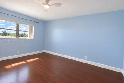 412 S Luna Ct #9, Hollywood, FL 33021 - Photo 9