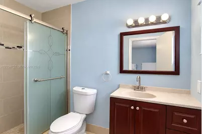 412 S Luna Ct #9, Hollywood, FL 33021 - Photo 15