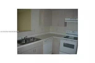 50 Menores Ave, Coral Gables, FL 33134 - Photo 17