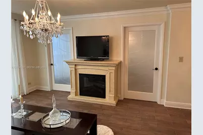 6039 Collins Ave #815, Miami Beach, FL 33140 - Photo 9