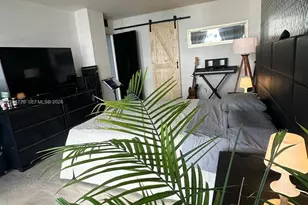 600 NE 36th St, Miami, FL 33137 - Photo 3