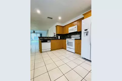 1503 Veracruz Ln #5-14, Weston, FL 33327 - Photo 3